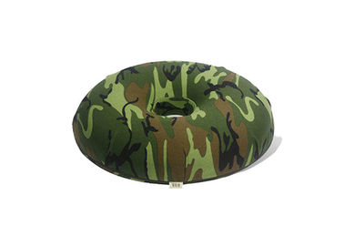 Coxim de Seat moderno do furo da filhós da espuma da memória de Camo para hemorróidas