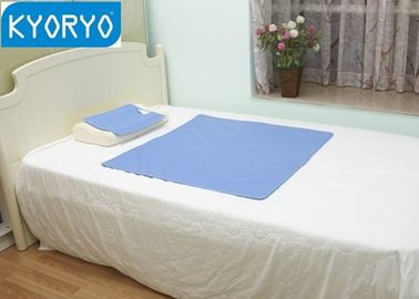 Colchão refrigerando de sono e de encontro do tempo quente do gel da cama para o bebê, adulto
